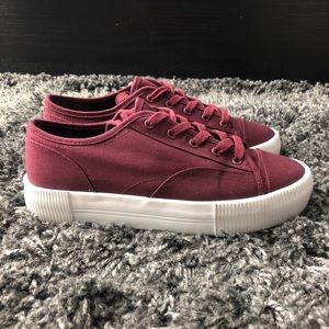 Maroon Platform DIVIDED Sneakers